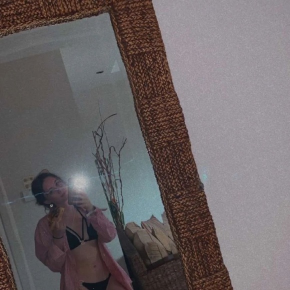 //\\Meet Me//\\ - Picture 13 of 16